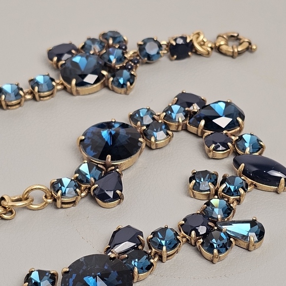 [J. CREW] Blue Crystal Foliage Collar Statement Necklace - Picture 12 of 16